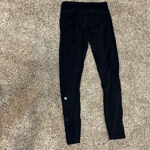 Black Lululemon leggings